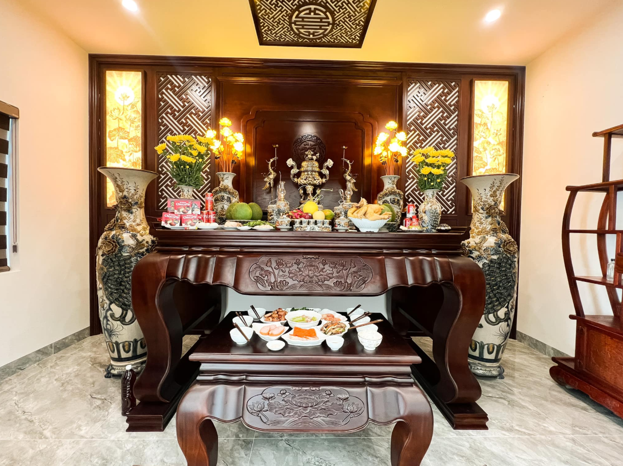 Vị trí đặt Nội thất phòng thờ làm từ gỗ hương đá hợp lý 2